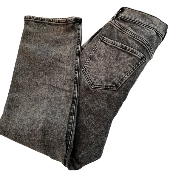 Express NWOT Super High Waisted Gray Straight Leg Ankle Jeans - Picture 2 of 4